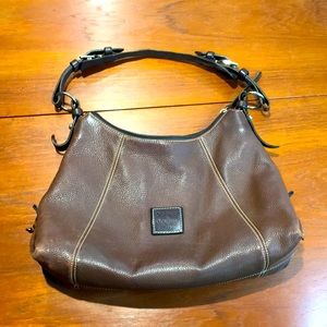 Dooney & Bourke GUC Briwn leather shoulder bag Tote Purse